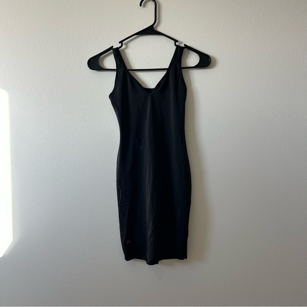 Ruby Ribbon shapewear tank top